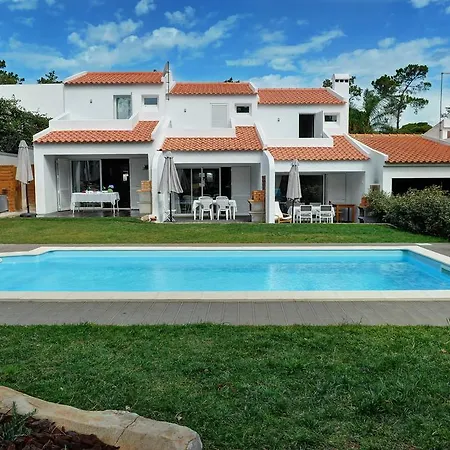 3 - Da Falesia בית נופש *